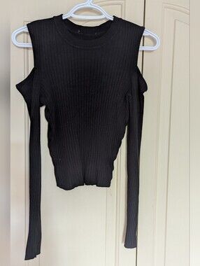 Women's Black Cold-Shoulder Ribbed Sweater Top